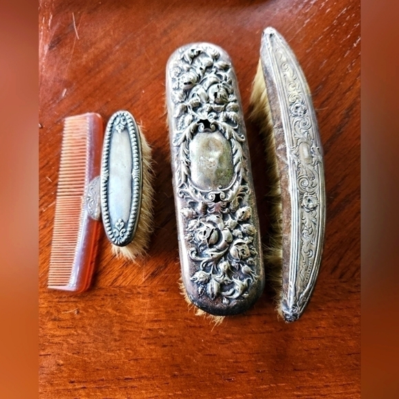 Vintage Accessories - Vintage sterling silver brush set
